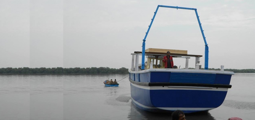 Fishing Trawler in Karachi Fishing Trawler in Karachi